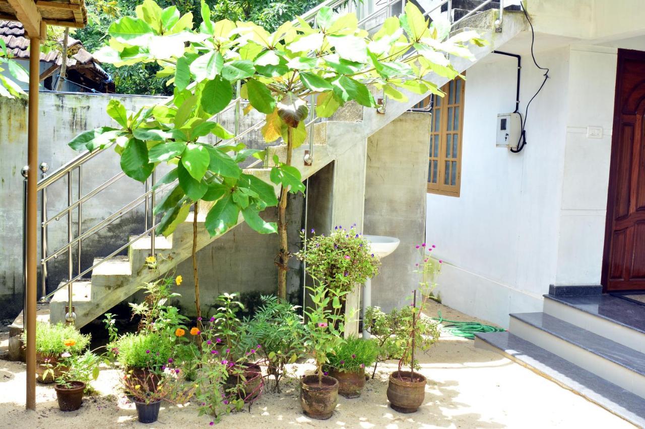 Sea Breeze Beach Home Alappuzha Exterior foto