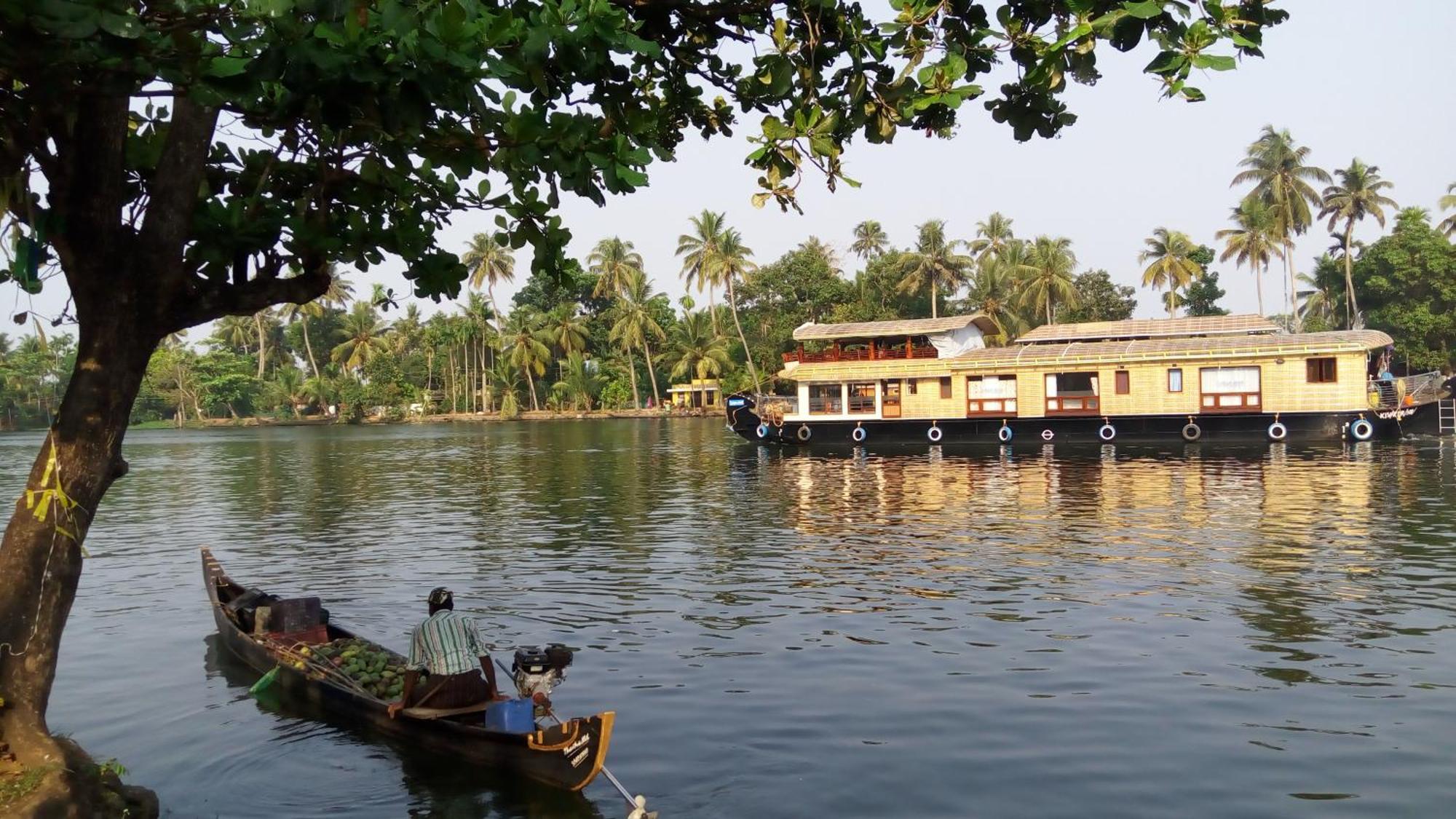 Sea Breeze Beach Home Alappuzha Exterior foto