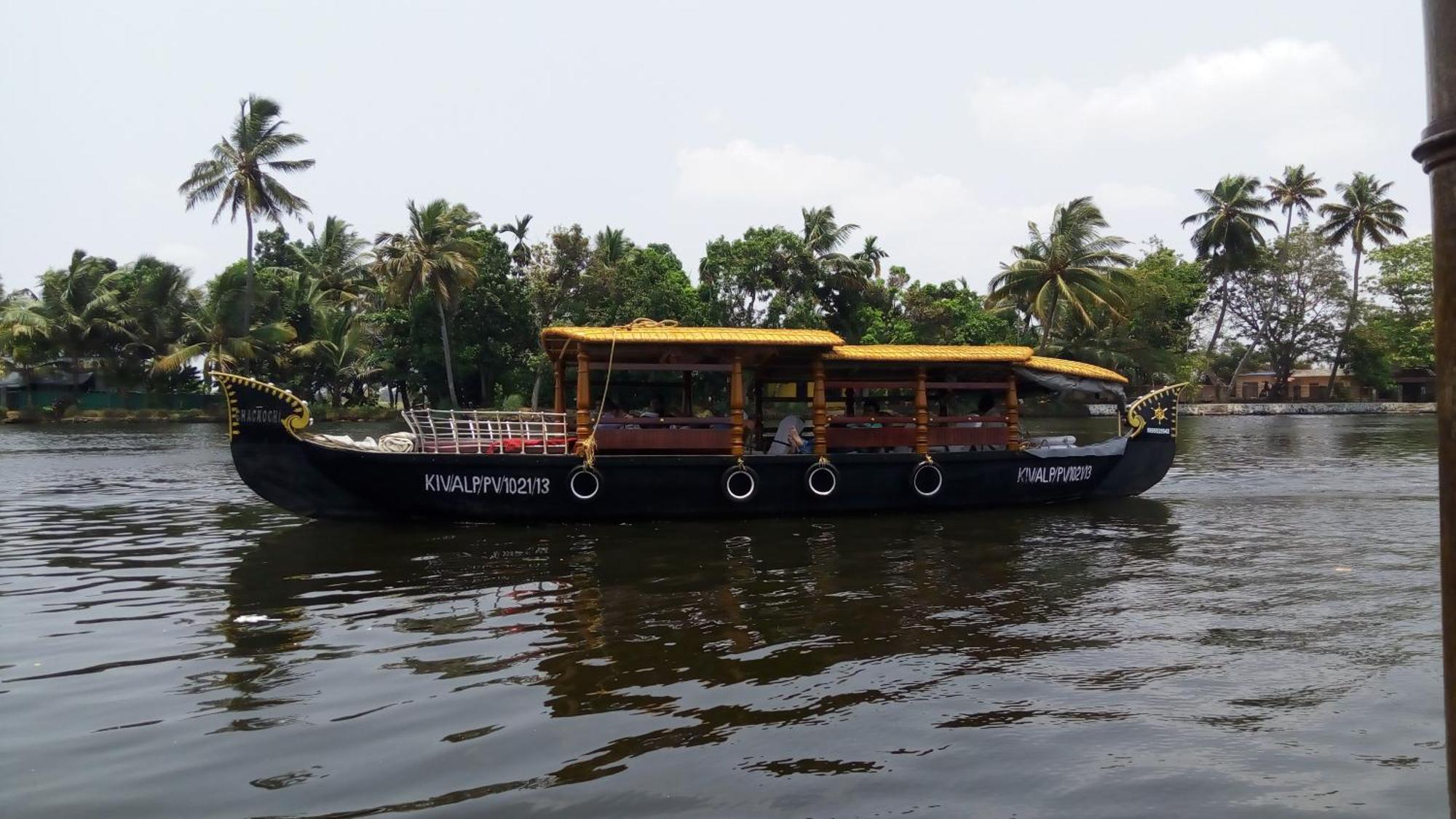 Sea Breeze Beach Home Alappuzha Exterior foto